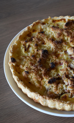 Tarte crumble pomme-rhubarbe