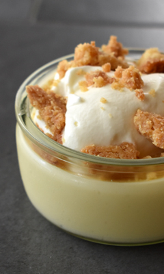 Pouding, crumble et chantilly à l'érable